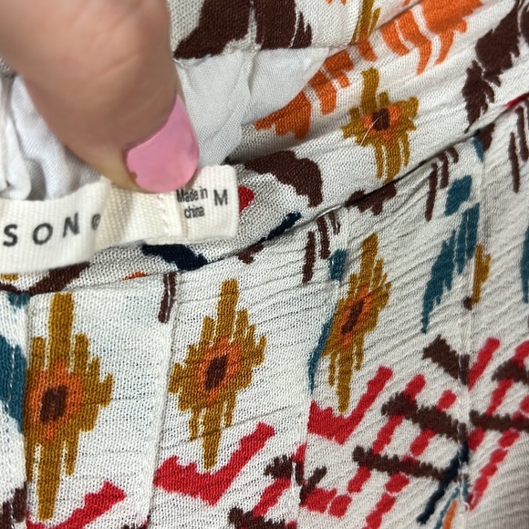 Ellison High Waist Flowy Aztec Shorts- Size M - Picture 5 of 5